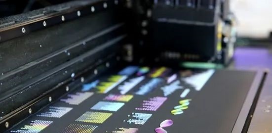 FabriX創(chuàng)新套件強(qiáng)助攻，J850 Prime再攀設(shè)計新高度